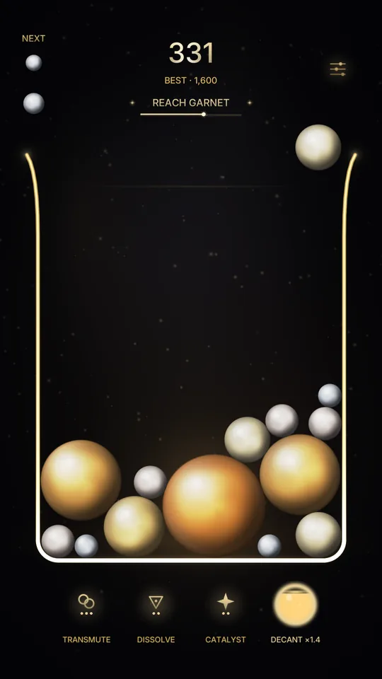 The vessel part filled with moonstone and amber, the score above it and the four reagent marks below.